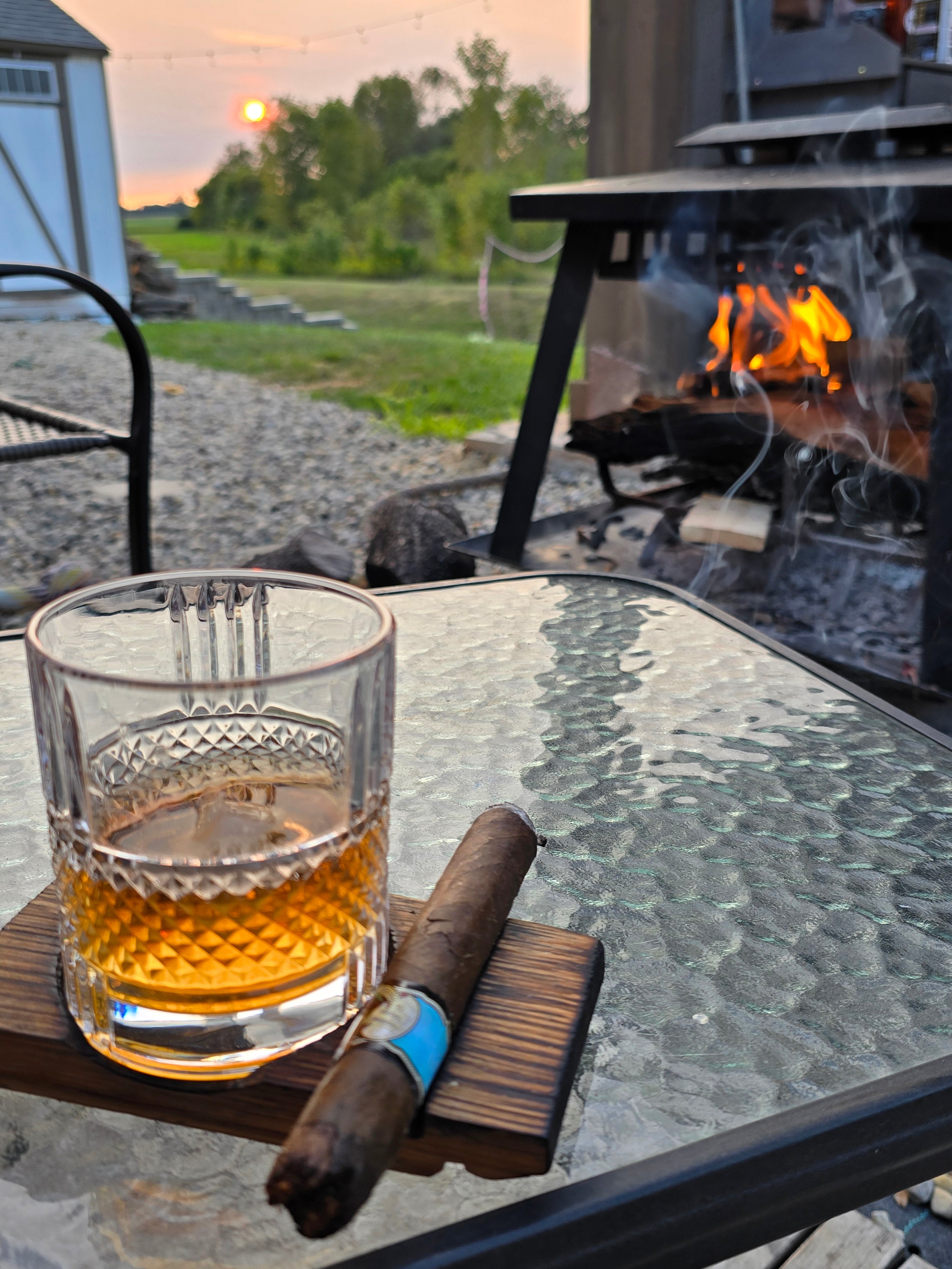 Bourbon stave rock glass cigar holder
